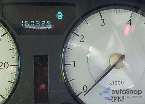 2010 Chrysler 300 Touring from USA, damaged, VIN 2C3CA4CD5AH105635